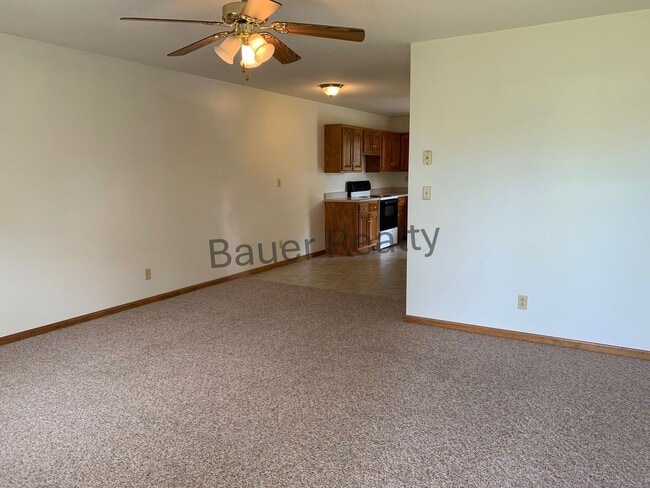 9 Gifford St in Greenwich, OH - Building Photo - Building Photo