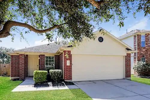 property at 930 Doubletree Glen Dr