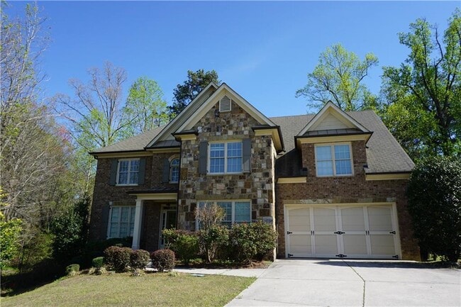 property at 2597 Stone Manor Dr NE