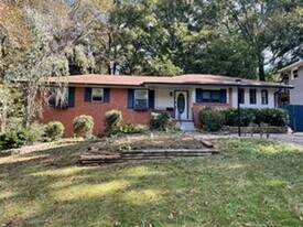 1285 Willivee Dr in Decatur, GA - Building Photo