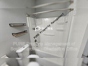 364 Holly Ave in Goose Creek, SC - Building Photo - Building Photo