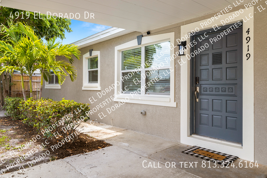 4919 El Dorado Dr in Tampa, FL - Building Photo