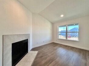 6409 Burns St in Austin, TX - Building Photo - Building Photo