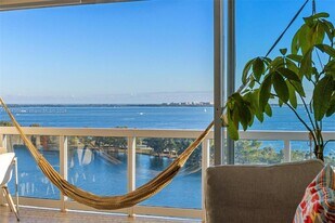 2451 Brickell Ave, Unit 20 in Miami, FL - Building Photo