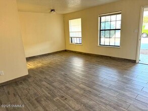 2944 Los Amigos Ct in Las Cruces, NM - Building Photo - Building Photo