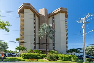 The Triton in Pompano Beach, FL - Building Photo