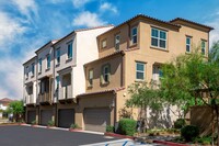 Arrow Vista Village in Upland, CA - Foto de edificio - Building Photo