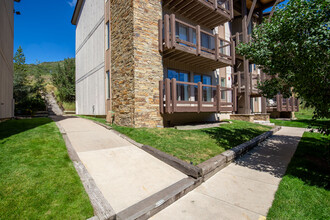 35 Upper Woodbridge Rd in Snowmass Village, CO - Building Photo - Building Photo