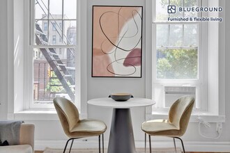51 Leroy St in New York, NY - Building Photo - Building Photo