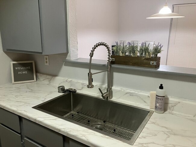 3523 Horizon Lake in San Antonio, TX - Building Photo - Building Photo