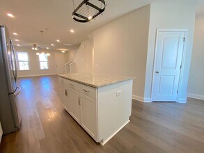 354 Great Lawn Dr in Summerville, SC - Building Photo - Building Photo