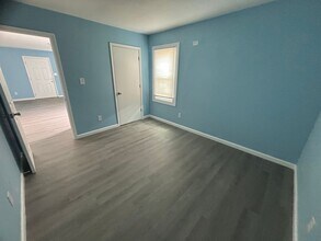 6 Fisher Pl-Unit -B in Durham, NC - Foto de edificio - Building Photo
