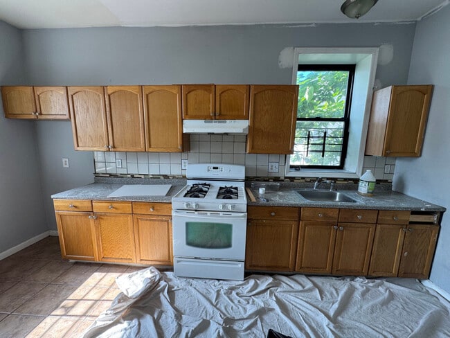 property at 136-138-138 S 7th St