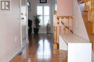 76 Pogonia St in Toronto, ON - Building Photo - Building Photo