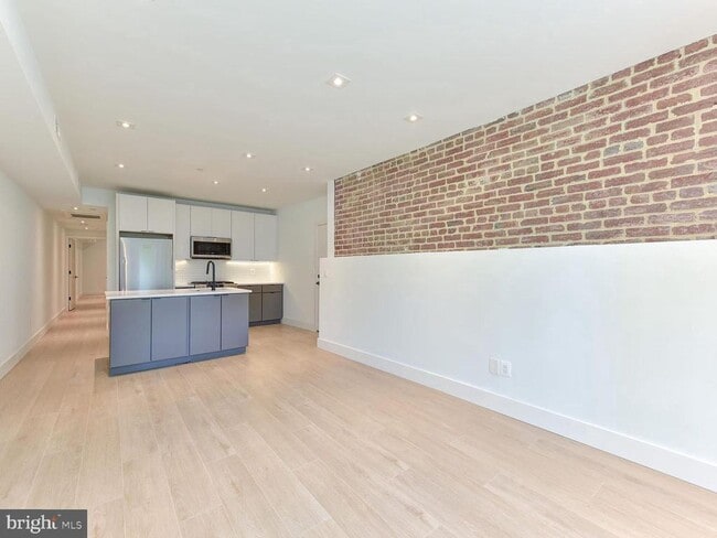 property at 1963 Biltmore St NW