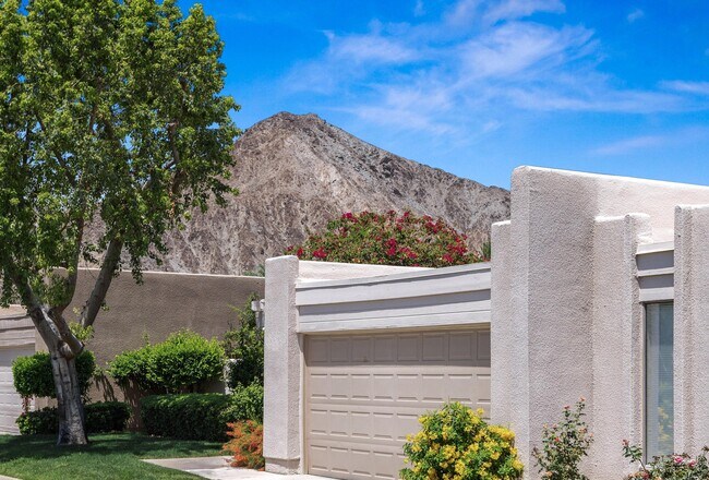 property at 48114 Cll Seranas