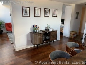 14 Locust St in Everett, MA - Building Photo - Building Photo