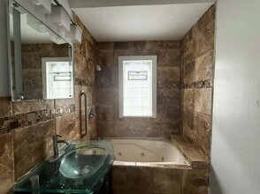 4668 N 29th St in Milwaukee, WI - Building Photo - Building Photo