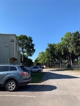 5625 Antoine Dr in Houston, TX - Building Photo - Building Photo