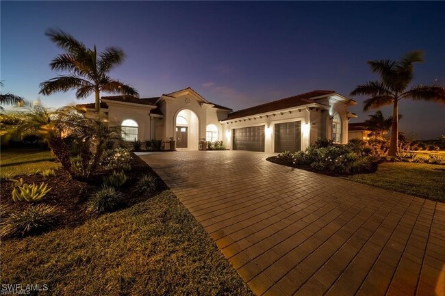 property at 18656 Royal Hammock Blvd