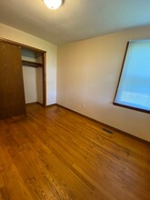 824 W Harvard St in Champaign, IL - Building Photo - Building Photo