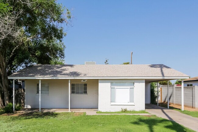 property at 2318 N 30th Pl