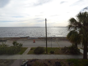 1733 River Rd-Unit -3 in Jacksonville, FL - Building Photo - Building Photo