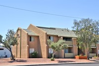 Thunderbird Apartments photo'