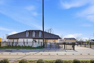 3911 Fulton St in Houston, TX - Building Photo - Building Photo