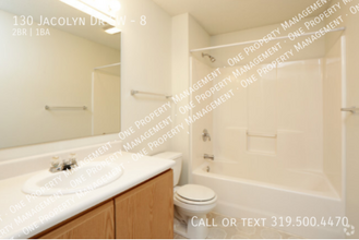 130 Jacolyn Dr SW in Cedar Rapids, IA - Building Photo - Building Photo