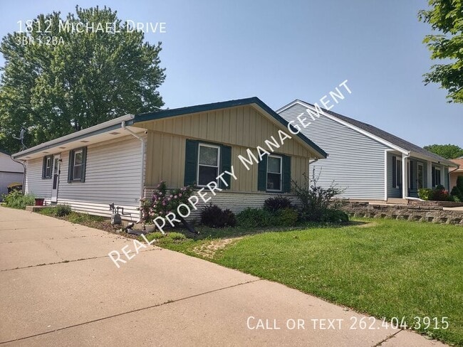 property at 1812 Michael Dr