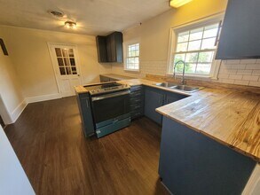 305 Vance Rd in Vance, SC - Building Photo - Building Photo