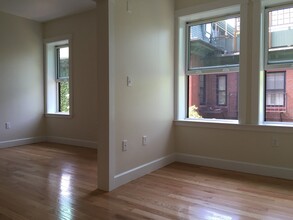 357 Harvard St, Unit 6 in Cambridge, MA - Building Photo - Building Photo