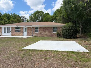 1484 Van Delia Rd in Tallahassee, FL - Building Photo - Building Photo