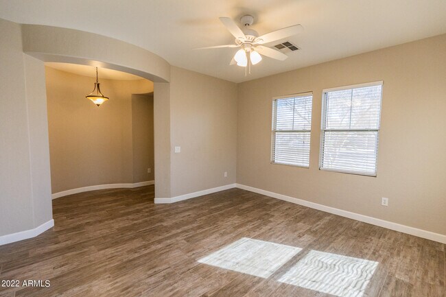 7262 W Kaler Ave in Glendale, AZ - Building Photo - Building Photo