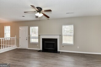 105 Wood Way in Fairburn, GA - Building Photo - Building Photo