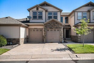 23235 York Ave in Parker, CO - Building Photo