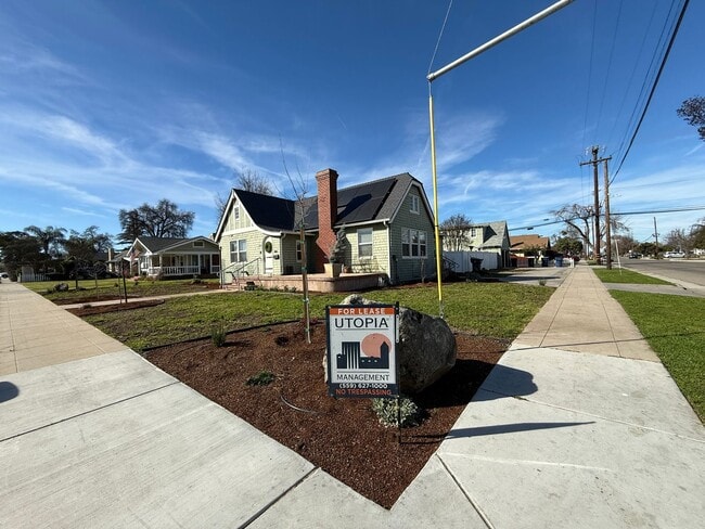 property at 790 E San Joaquin Ave