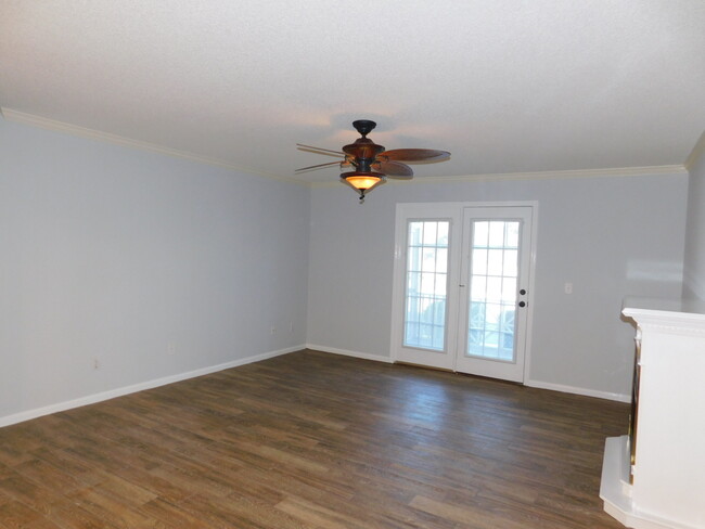 property at 1435 Golf Terrace Blvd