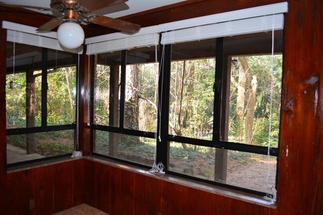 property at 1491 Emory Rd NE