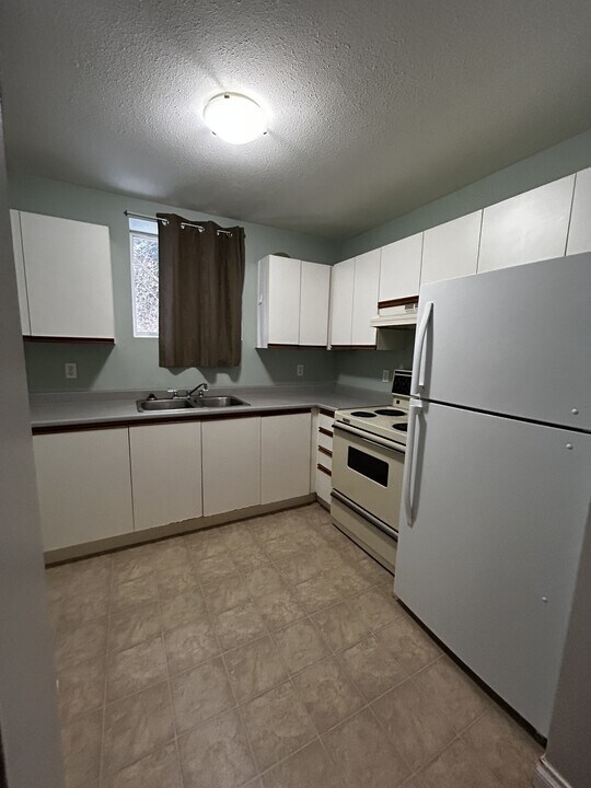 1311 Lark Ave in Quesnel, BC - Building Photo