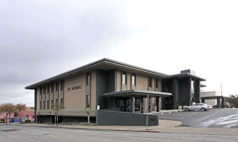 Middlebury Institute of International Studies in Monterey, CA - Building Photo
