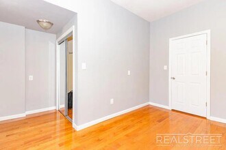 ? Spacious 2 Bedroom Apartment in Bushwick ? in Brooklyn, NY - Building Photo - Building Photo