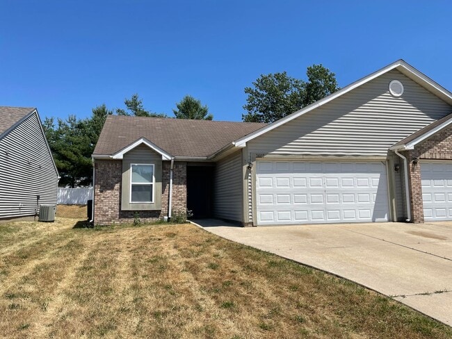 property at 3521-3523 Thornhill Cir W