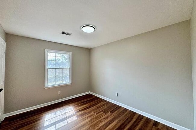 property at 5115 Lawndale Dr