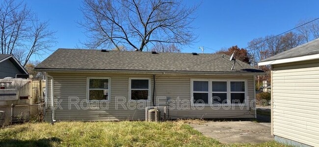 2102 Piccadilly Ave in Dayton, OH - Building Photo - Building Photo