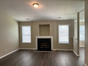 1501 Majestic Meadow Dr in Charlotte, NC - Building Photo - Building Photo