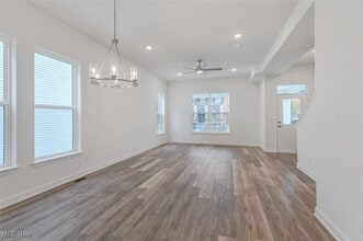 2253 E 97th St in Cleveland, OH - Building Photo - Building Photo