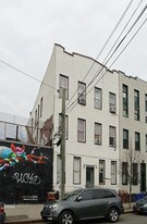 287 Harman St in Brooklyn, NY - Building Photo