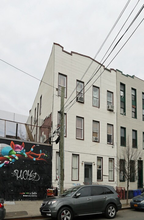 287 Harman St in Brooklyn, NY - Building Photo